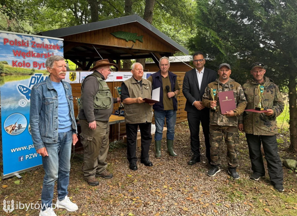 Rywalizacja na Jeleniu. Wędkarze walczyli o puchar Jana Kleinszmidta