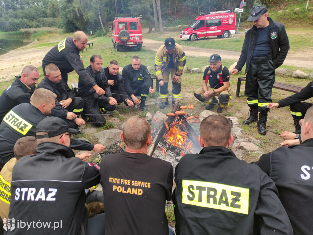 AKTYWNI STRAŻACY. Edukacja i szkolenie w OSP Tuchomie