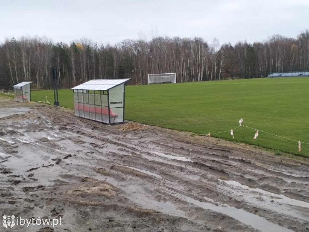 BŁOTNISTE BOISKO w Kołczygłowach