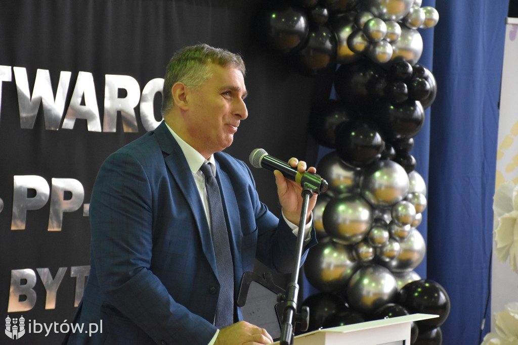 ZAINWESTOWALI ponad 13 MLN ZŁ na Sikorskiego 37