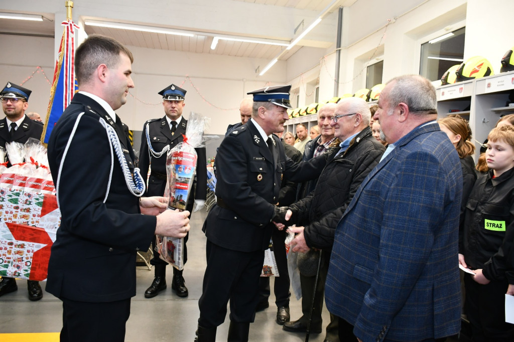 Wigilia, ślubowanie i nowy sprzęt dla OSP Tuchomie