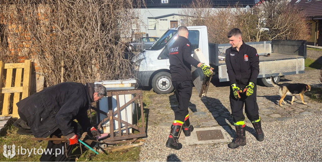 Kilka ton złomu dla młodych strażaków. Mieszkańcy nie zawiedli OSP