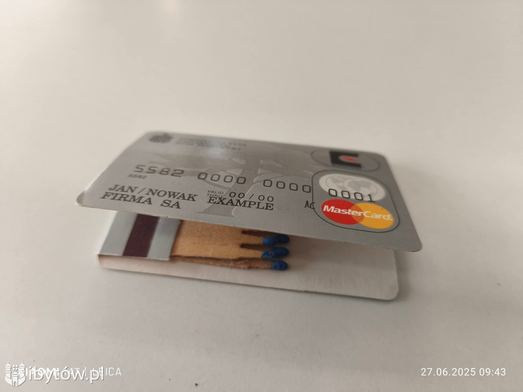 Mężczyzna z ZAPAŁKAMI. NIEZWYKŁA KOLEKCJA Wiesława Mierzejewskiego