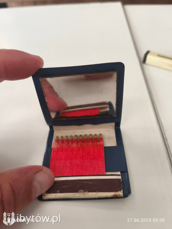 Mężczyzna z ZAPAŁKAMI. NIEZWYKŁA KOLEKCJA Wiesława Mierzejewskiego