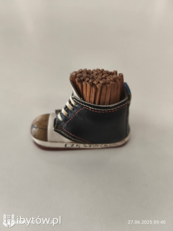 Mężczyzna z ZAPAŁKAMI. NIEZWYKŁA KOLEKCJA Wiesława Mierzejewskiego