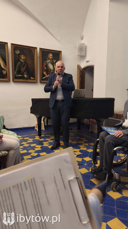 Marzenia zamknięte w kwadracie. Poruszająca wystawa uczestników WTZ