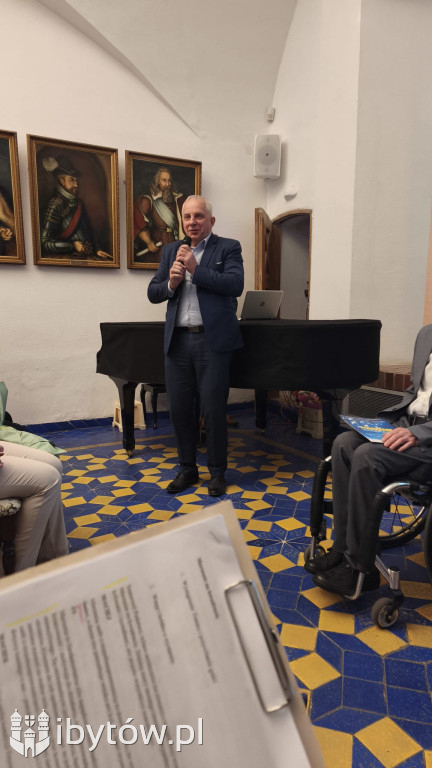Marzenia zamknięte w kwadracie. Poruszająca wystawa uczestników WTZ