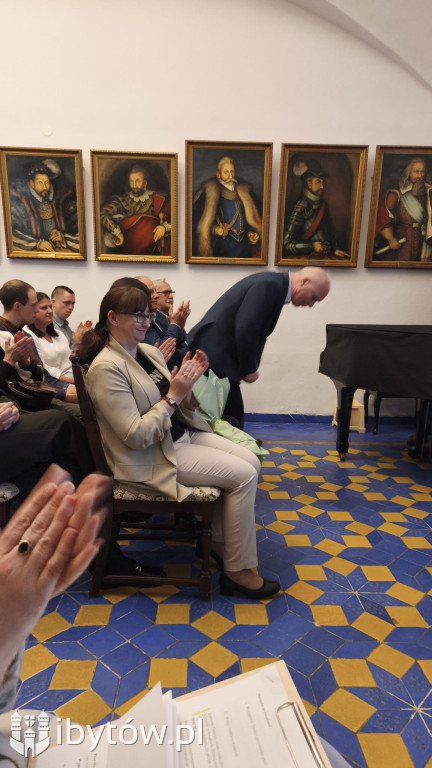 Marzenia zamknięte w kwadracie. Poruszająca wystawa uczestników WTZ