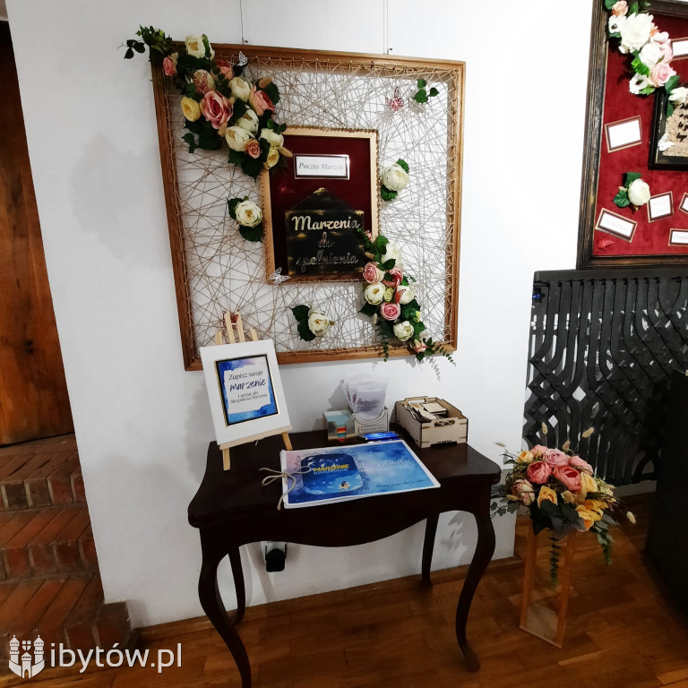 Marzenia zamknięte w kwadracie. Poruszająca wystawa uczestników WTZ