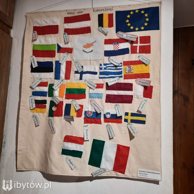 Marzenia zamknięte w kwadracie. Poruszająca wystawa uczestników WTZ