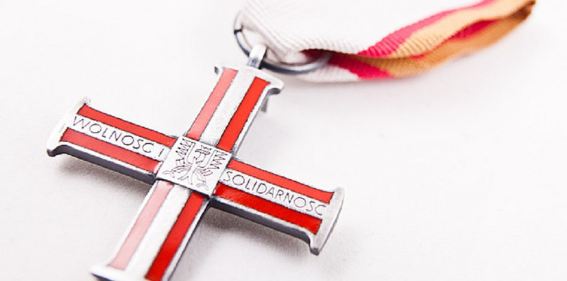 Bytowski poeta z Krzyżem Wolności od prezydenta Dudy