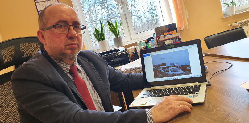 Wójt Andrzej Dołębski pojechał na Ukrainę. Zawiózł dary i przywiózł uchodźców