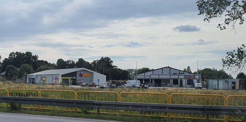 NIESPODZIEWANA Biedronka. Mieszkańcy zaskoczeni