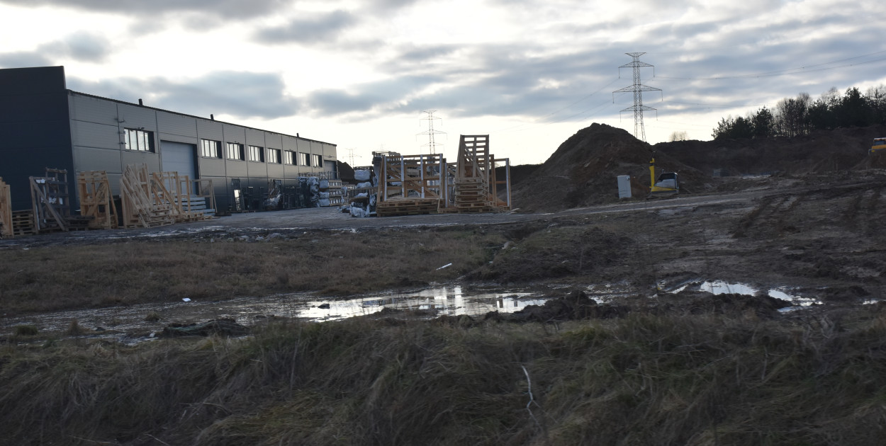 Przedsiębiorca Bogdan G. podarował córce… NIELEGALNY ZAKŁAD