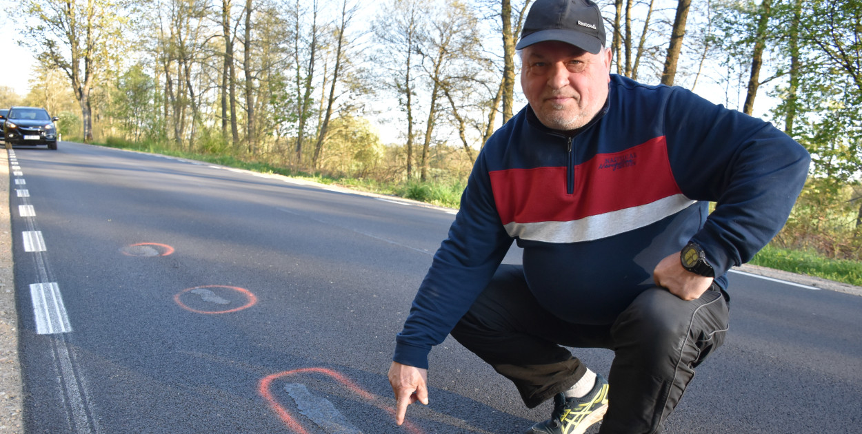 Radny Roman Reszka domaga się ponownego wylania asfaltu na drodze do Upiłki