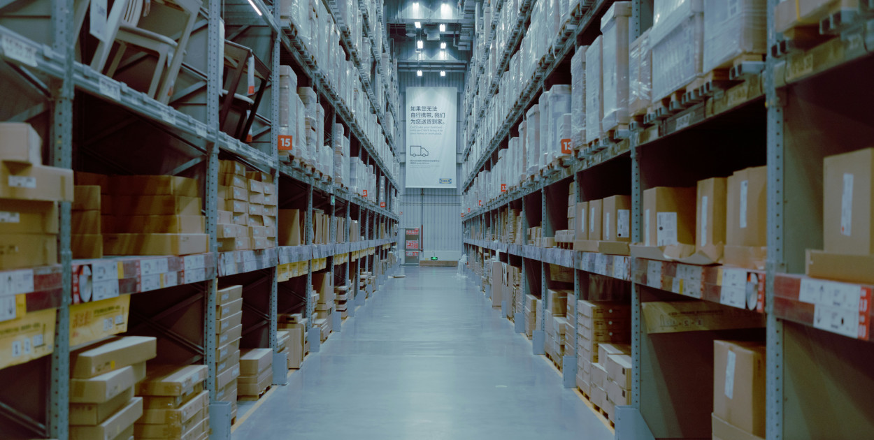 Proces kompletacji w magazynie – krok po kroku