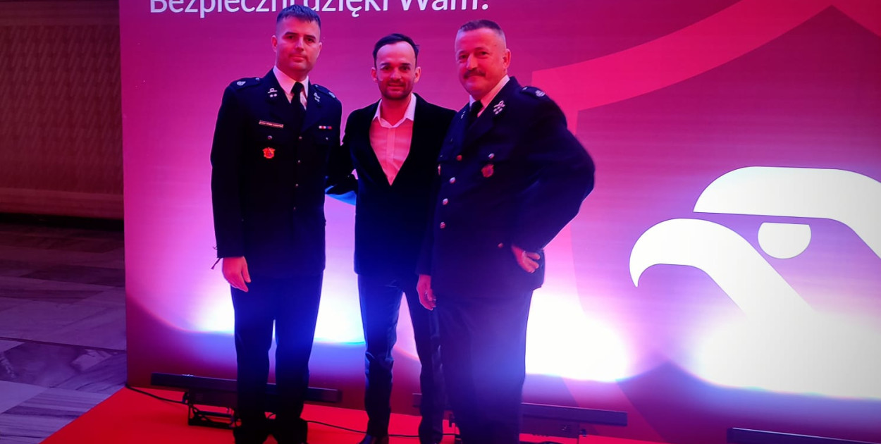 Przedstawiciele OSP Tuchomie na uroczystej gali w Warszawie 