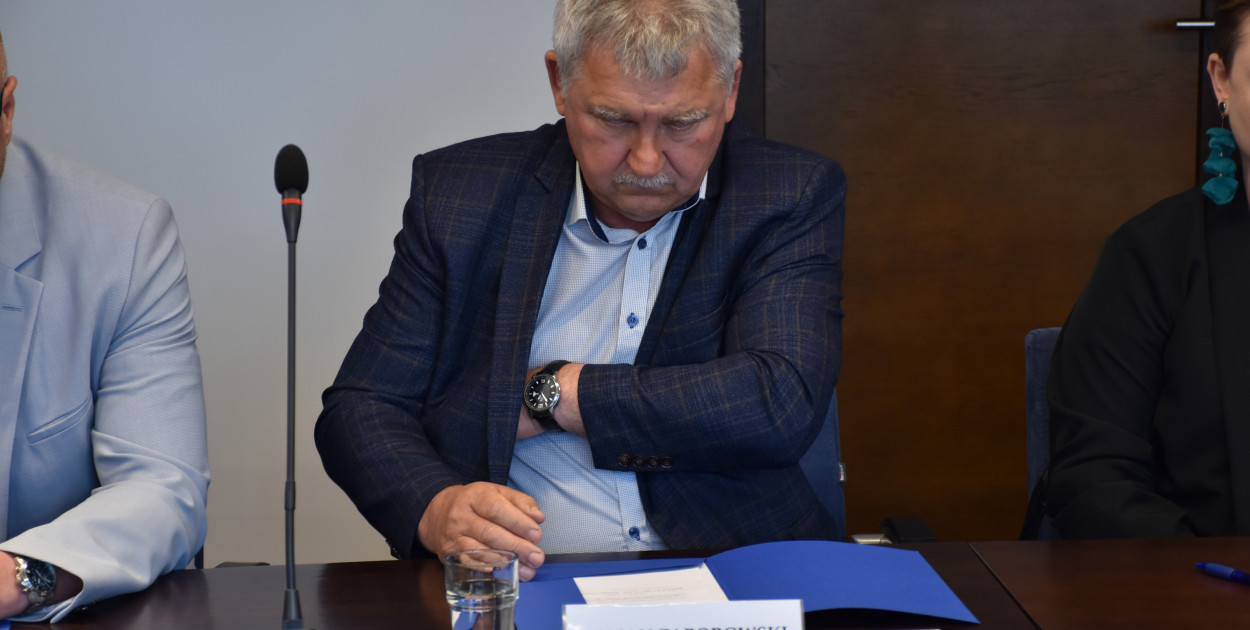 Radny Roman Zaborowski zainteresował się wielkością majątku możliwego do sprzedaży