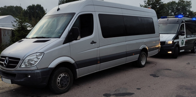 Nietrzeźwy sołtys za kierownicą autobusu PKS Bytów został zatrzymany 13 września nad ranem. Na zdjęciach wykonanych przez Wojewódzki Inspektorat Transportu Drogowego w Gdańsku usunięto loga spółki PKS Bytów
