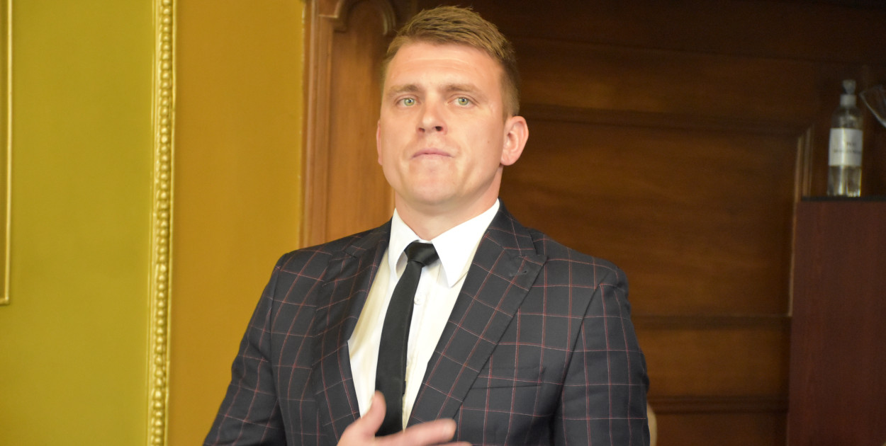 Radny Mateusz Oszmaniec został zatrudniony w Specjalnym Ośrodku Szkolno-Wychowawczym w Bytowie 