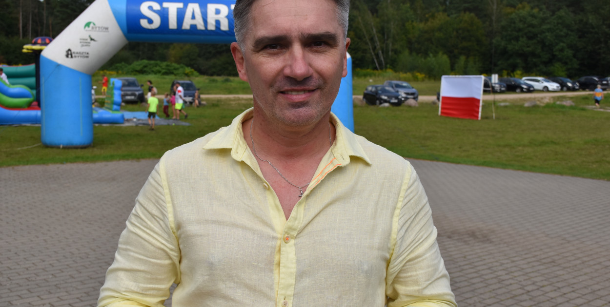Radny Krzysztof Sławski zapewnia, że nie unikał przesłuchania i postawienia zarzutu