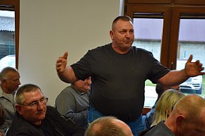 ANTYkurnikowa Bawernica. Labuda ludzi nie przekonał-464