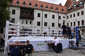 Bokserski turniej na rycerskim dziedzińcu. Był NOKAUT-479