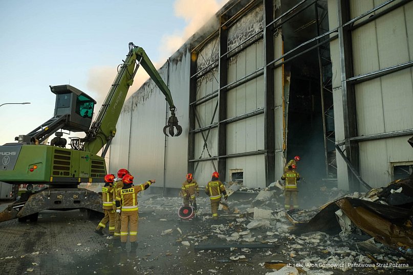 Pożar w Kawlach to PODPALENIE? Wicewojewoda nie chce NIEPOKOIĆ