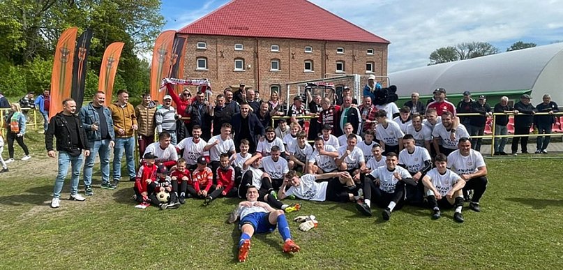 AWANS Bytovii do IV ligi, po nerwowym meczu, w DOLICZONYM CZASIE