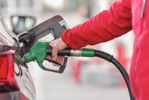 Ceny paliw. Kierowcy nie odczują zmian, eksperci mówią o "napiętej sytuacji"-13064