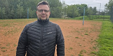 Masłowski wskazuje MANKAMENTY na placu przy ul. Niemcew-19292