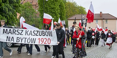 Pamięć i duma Kaszubów. Za nami Szósta edycja „Marszu na Bytów” -19405