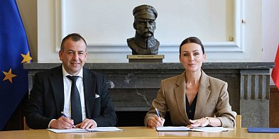 Świetlicę w Dąbrówce przerobią na miejsce dla seniorów-20021