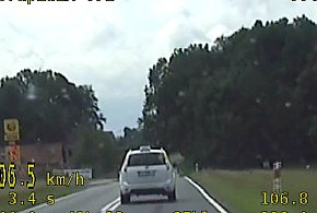 Taksówkarz pędził 106 km/h. Nie czekał na niego spóźniony klient, a… ryby-20237