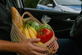 Pojechał na zakupy, mając dwa aktywne ZAKAZY prowadzenia pojazdów-20569