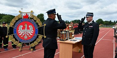 PRL wykreślony. Strażacy odbiorą nowy sztandar-20717