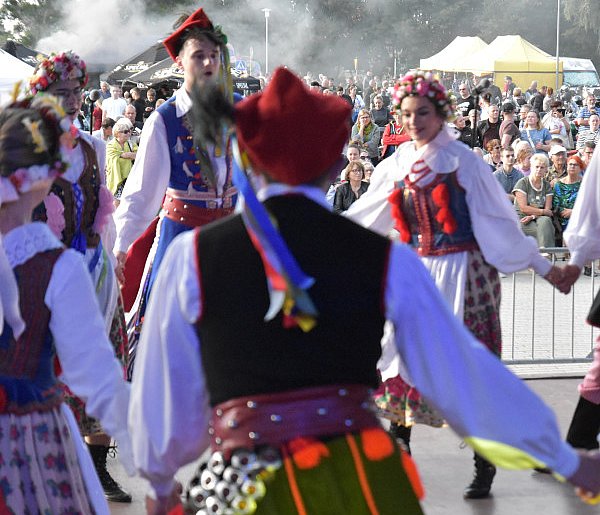 Parchowo znów przyciągnęło tłumy! Moto Folk pełen muzyki, motocykli i… pierogów-20712