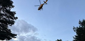 Mężczyzna po skoku do wody zabrany przez LPR