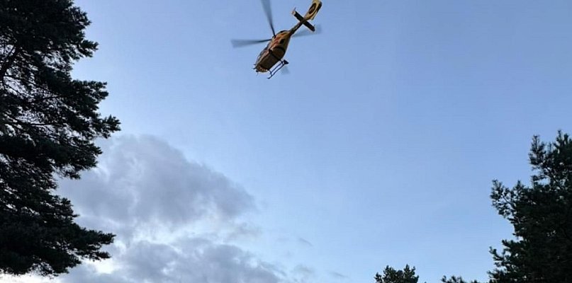 DRAMAT W ŁĄKIEM. Mężczyzna po skoku do wody zabrany przez LPR! - 20725
