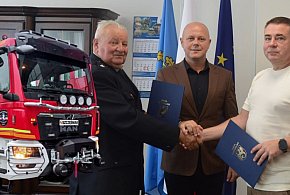 Nowy wóz dla strażaków z dotacji i darowizn. MAN za 1,2 mln zł-20849