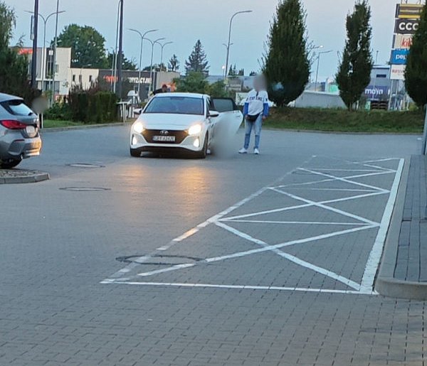 RIPOSTA nauki jazdy. Przepisów NIE ZŁAMAŁEM!-21130