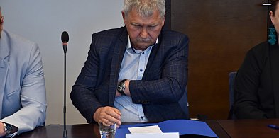 Zaborowski NA TROPIE majątku możliwego do sprzedaży-21285