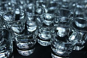 Alkohol łatwiejszy do zdobycia niż leki? Polacy mówią wprost: dość!-21373
