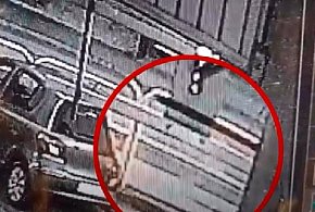 Bytów: Dwulatek w SAMEJ PIŻAMIE biegł przez ruchliwą ulicę! [VIDEO]-21474