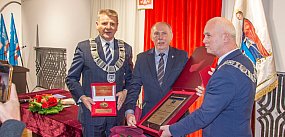 Nowy Honorowy Obywatel Bytowa. Tytuł dla profesora