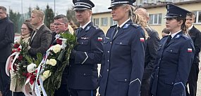 Powiat: Oddali hołd ofiarom Zbrodni Katyńskiej