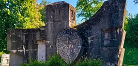 Światowid idzie DO ROZBIÓRKI. Bytów traci pomnik