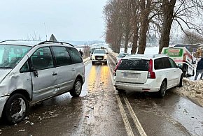 PECH do kwadratu na Lipowej: Jeden Volkswagen i dwie kolizje w kilka minut-22839