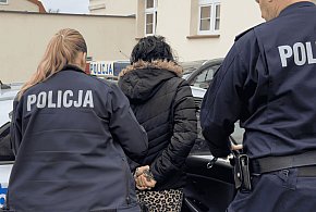 Dozór i ZAKAZ wyjazdu z kraju dla cmentarnej złodziejki z Łupawy
