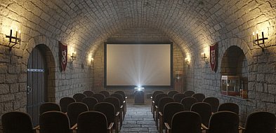 Zamek w Bytowie: 8,38 mln zł na piwnice z mini salą kinową-22458